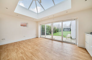 Family room angle 1- click for photo gallery